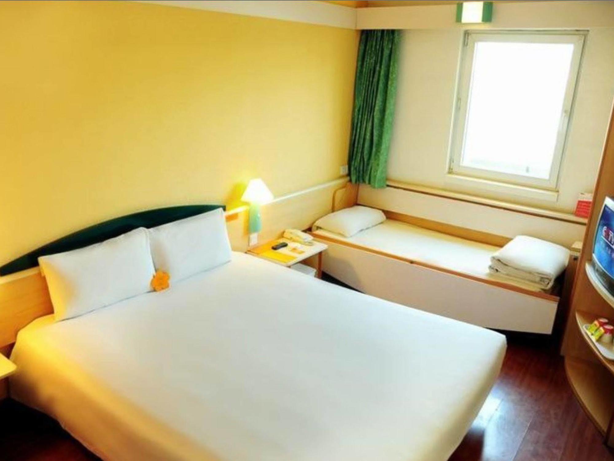 Ibis Tianjin Teda Hotel Exterior foto